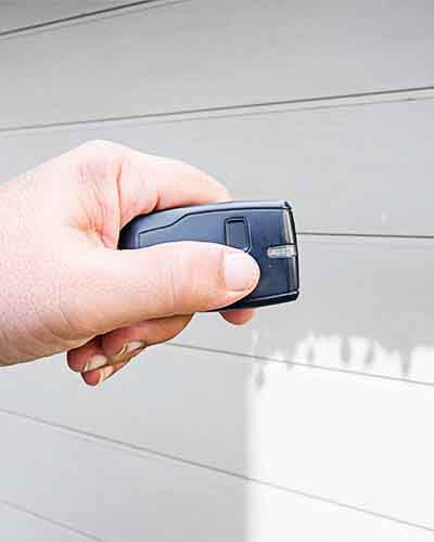 Independence garage door opener